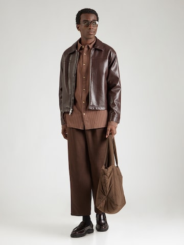 Regular fit Camicia di TOPMAN in marrone