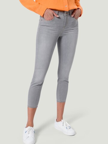 zero Jeans in Grey: front