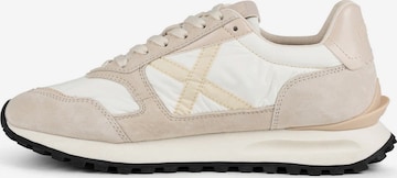 MUNICH - Zapatillas deportivas bajas 'Leggera' en beige: frente