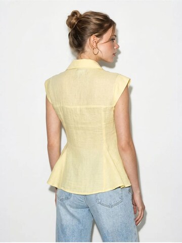 T-shirt 'Hemden' Bianco Lucci en jaune