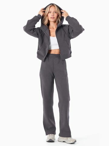 Organication Hoodie in Grau