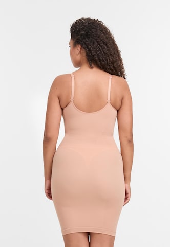 Robe gainante 'Second Skin' Lykkeland Atelier en marron