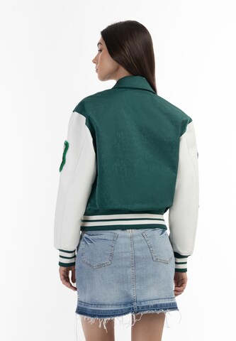 MYMO Between-Season Jacket in Green