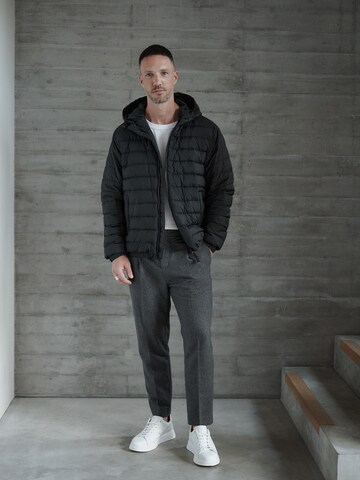 DAN FOX APPAREL Jacke 'Essential' in Schwarz