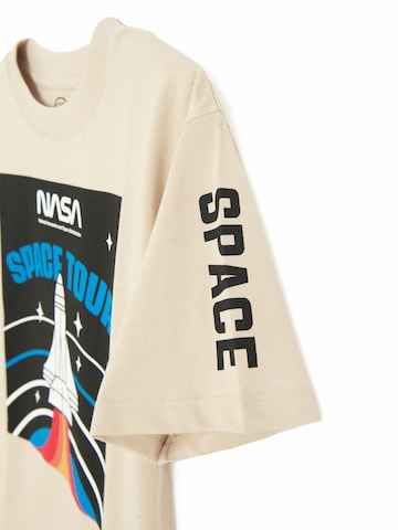 Cool Club T-Shirt in Beige
