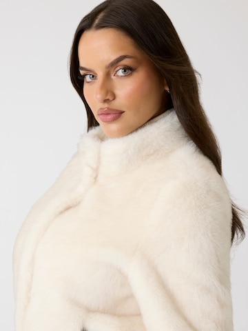 GUESS Jacke in Weiß