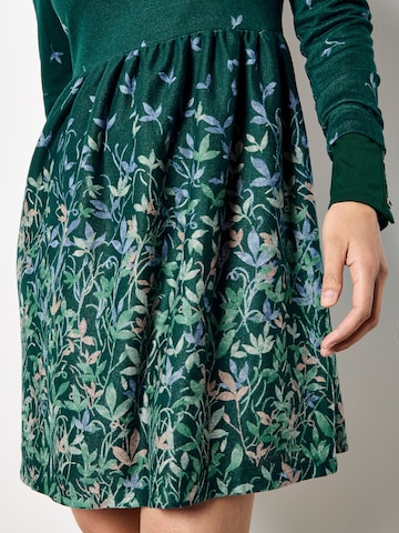 Apricot Dress in Green