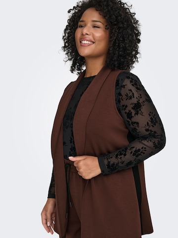 Gilet de costume 'CARLEAH' ONLY Carmakoma en marron