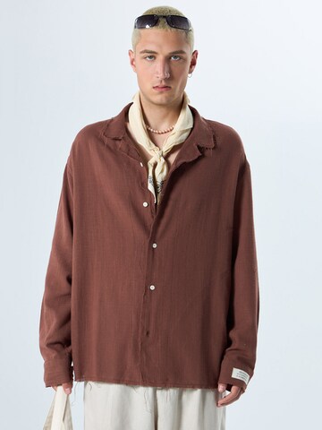 VAMOS CLO Button Up Shirt 'Longview' in Brown: front