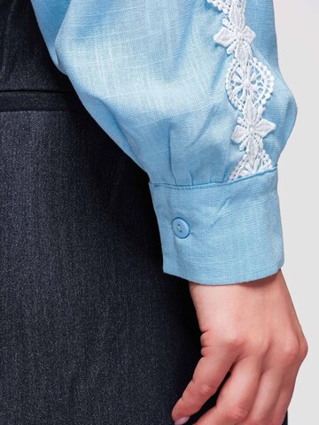 Camicia da donna di Ombre in blu