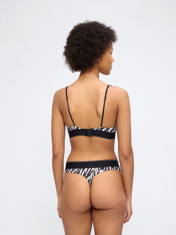 Calvin Klein Underwear Треугольник Бюстгальтер в Черный