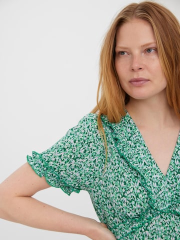 VERO MODA - Camisa 'Splash' em verde