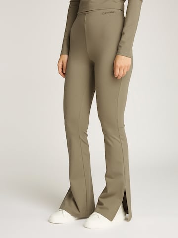 Flared Leggings 'MILANO' di Calvin Klein Jeans in grigio: frontale