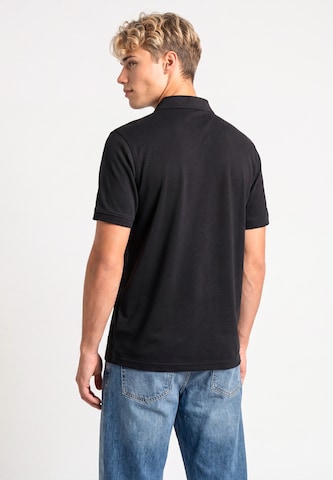 MO Shirt in Schwarz
