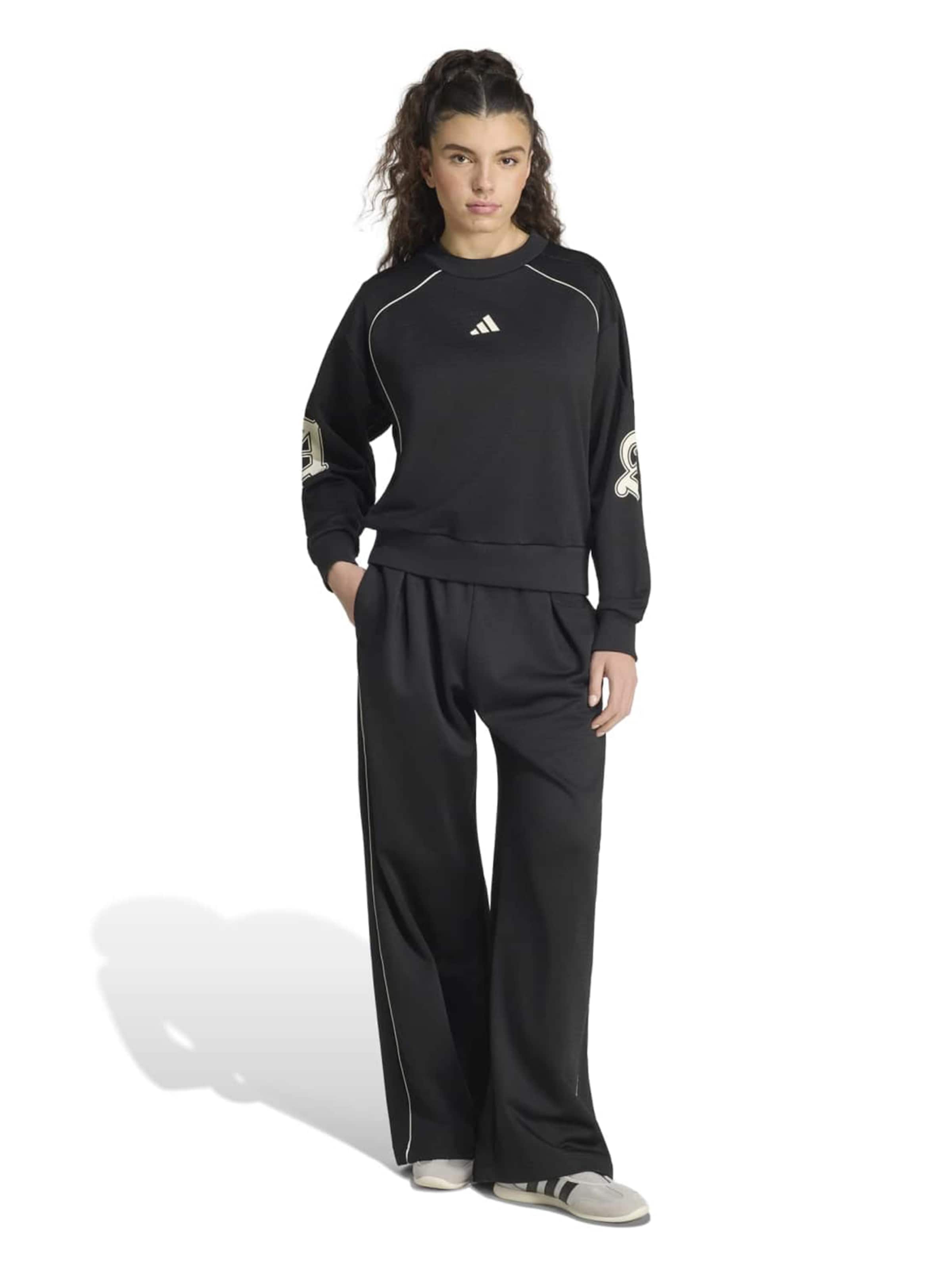 Wide leg Pantaloni sportivi di ADIDAS SPORTSWEAR in nero