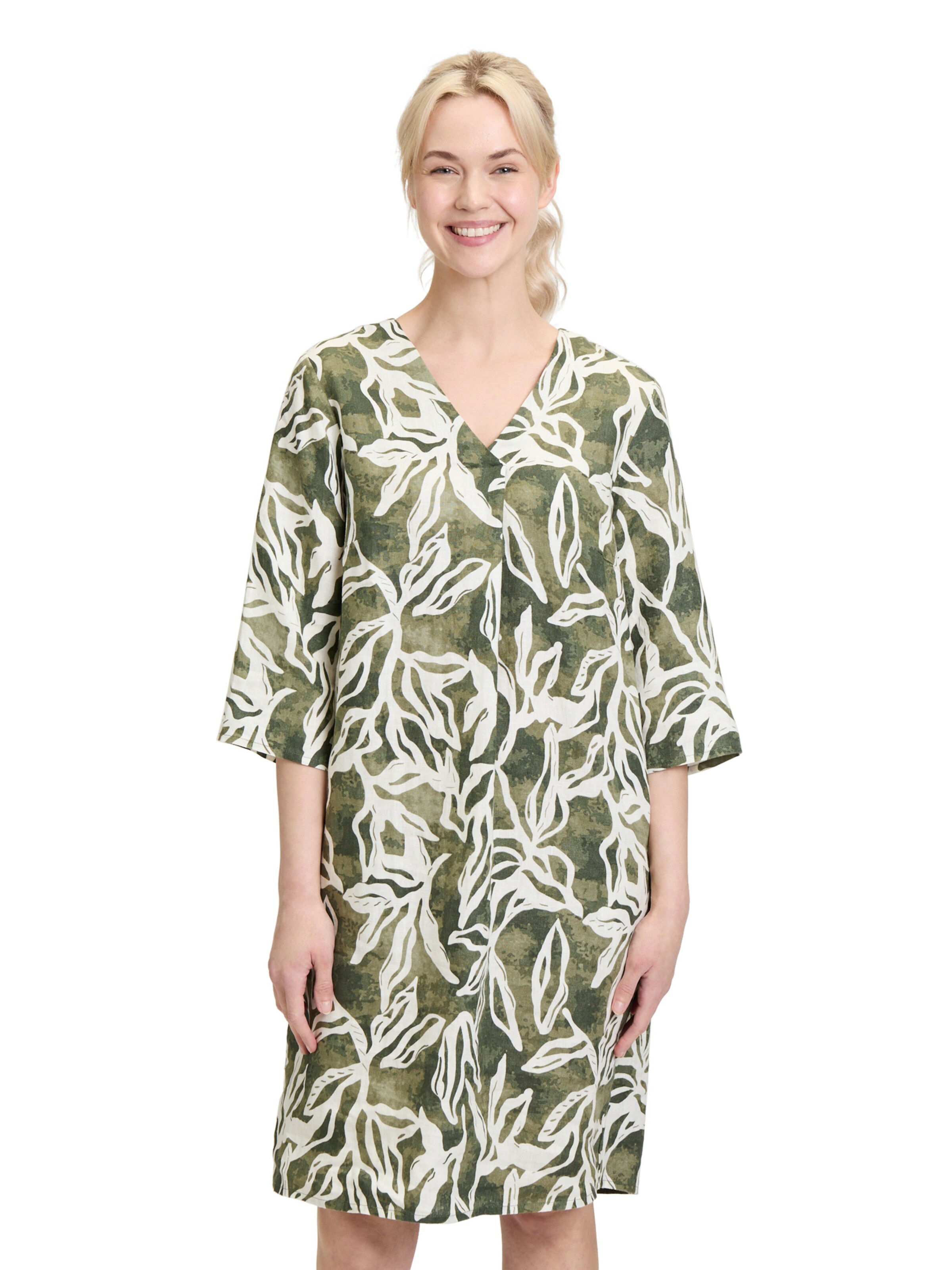 Cartoon Summer dress in Green: front