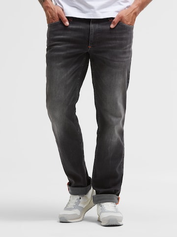 CAMP DAVID Regular Jeans in Black: front