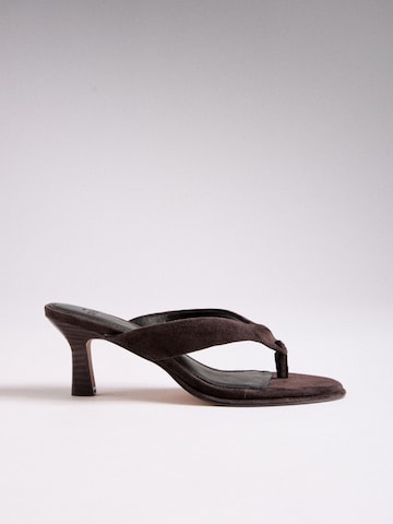 Tongs The Set en marron