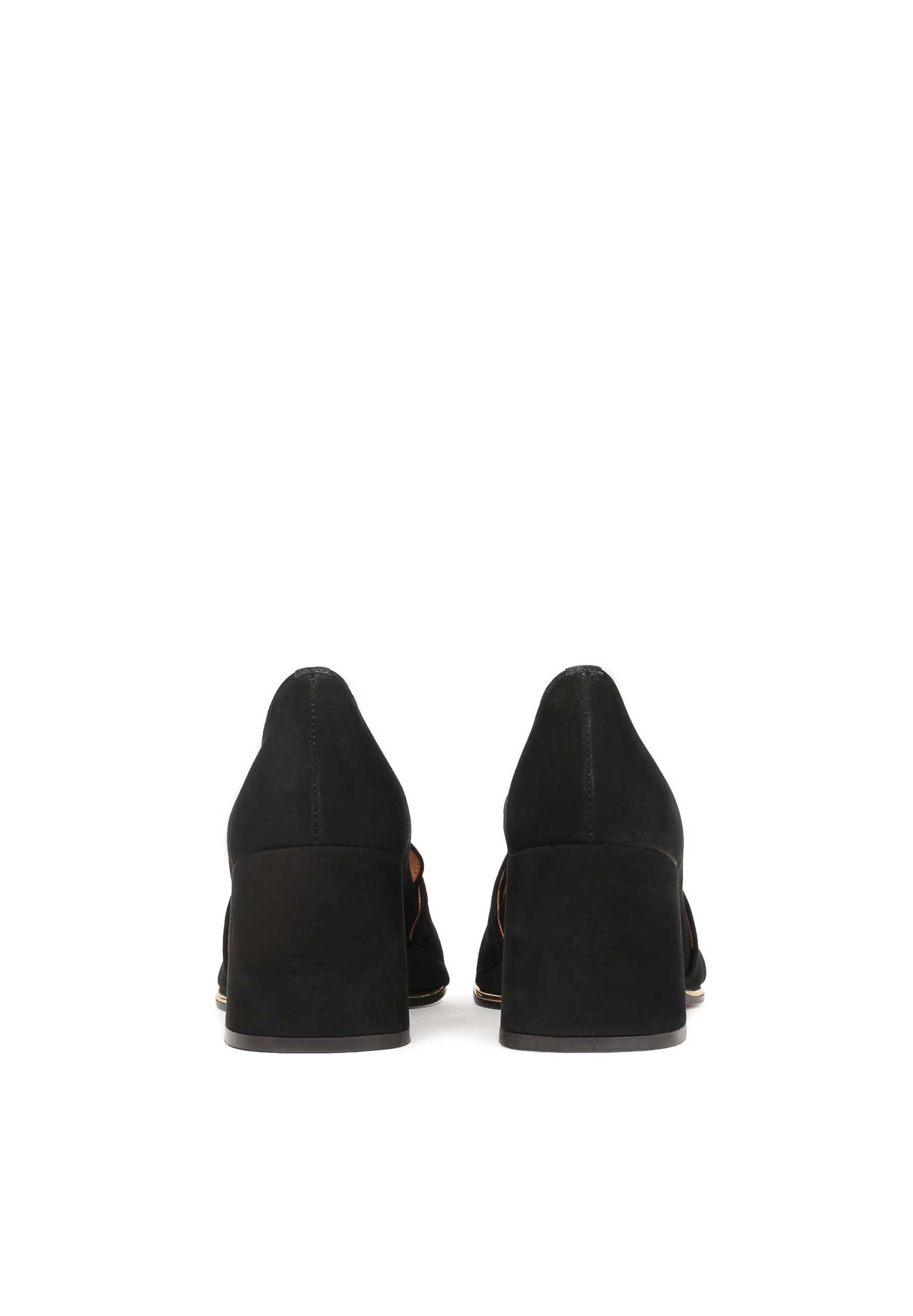 Kazar Pumps in Black
