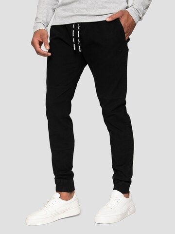 Threadbare Tapered Broek 'Croft' in Zwart: voorkant