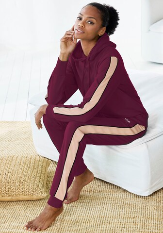 s.Oliver Tapered Hose in Rot