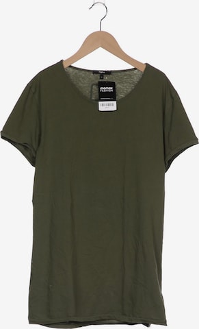 tigha Shirt in S in Green: front