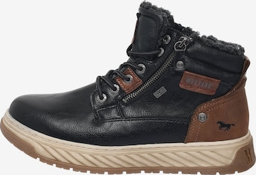 MUSTANG Schnürboots in Schwarz: Vorderseite