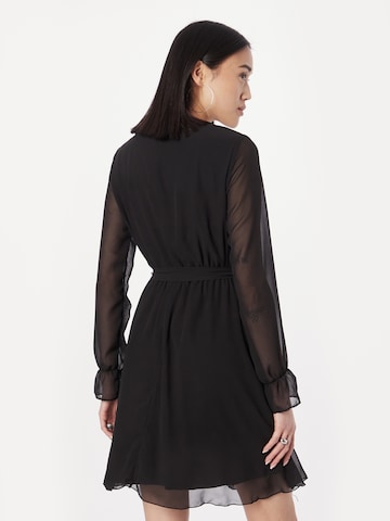 Trendyol Kleid in Schwarz