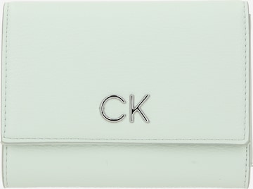 Calvin Klein Wallet in Green: front