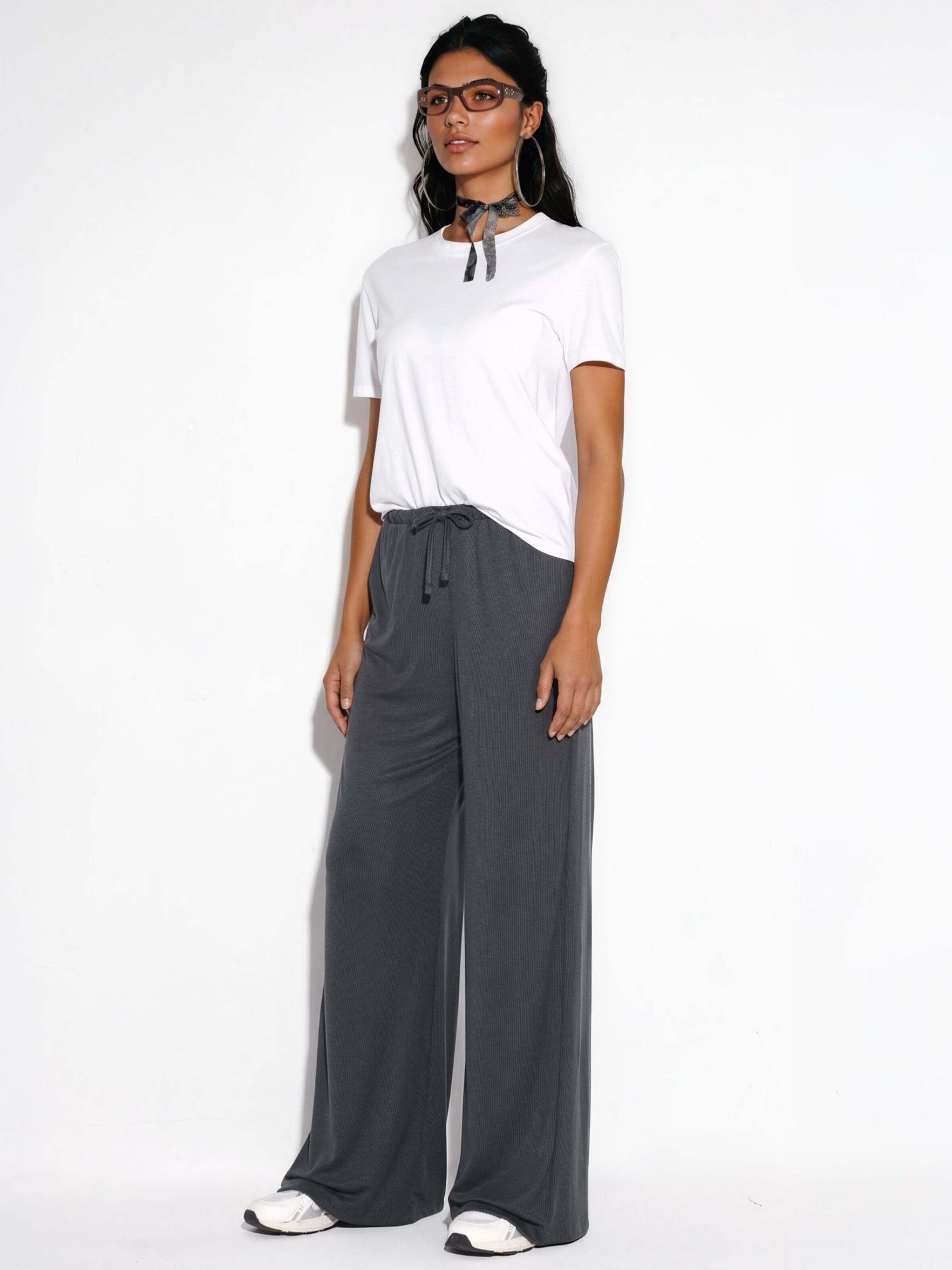 Wide leg Pantaloni di Busem in grigio