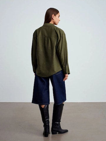 Dilvin - Camisa em verde