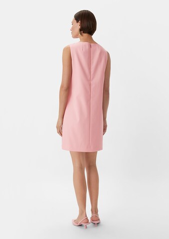 Robe fourreau COMMA en rose : derrière