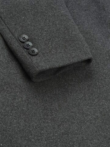 Youthup Winter Coat in Grey