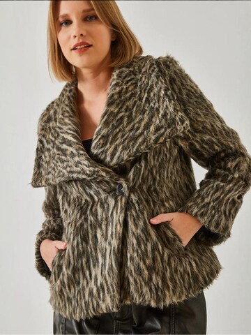 Bianco Lucci Between-seasons coat in Beige