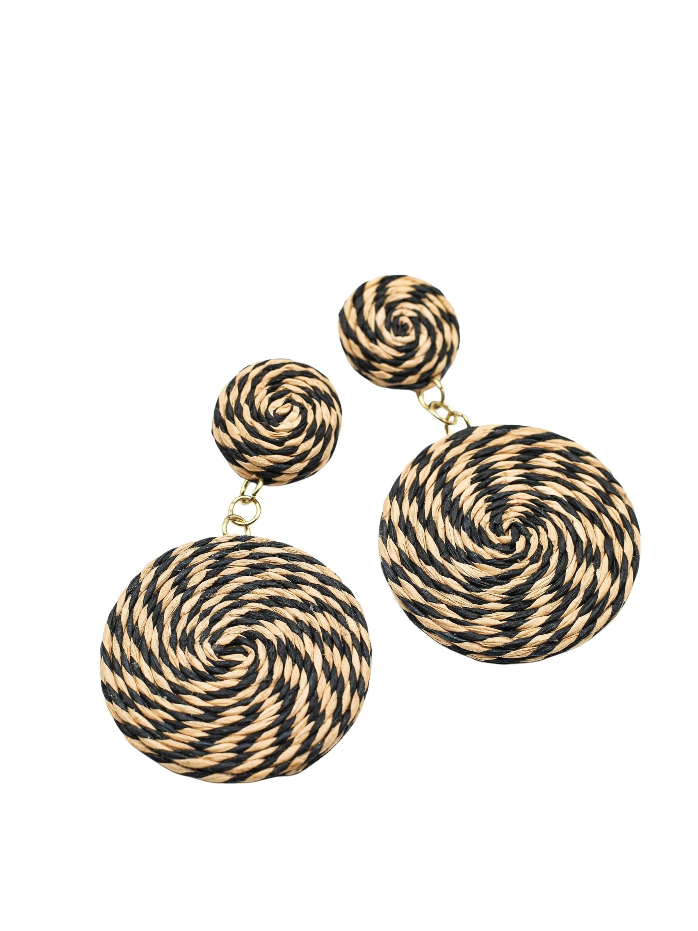 COLLEZIONE ALESSANDRO Earrings 'BohoTwist' in White