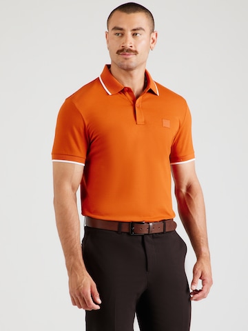 Tricou 'Passertip' de la BOSS pe portocaliu: față