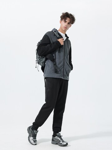 Youthup Sportanzug in Grau