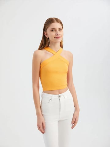 Haut Hiccup en orange