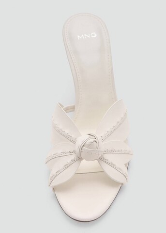 MANGO Pantolette 'Flower' in Beige