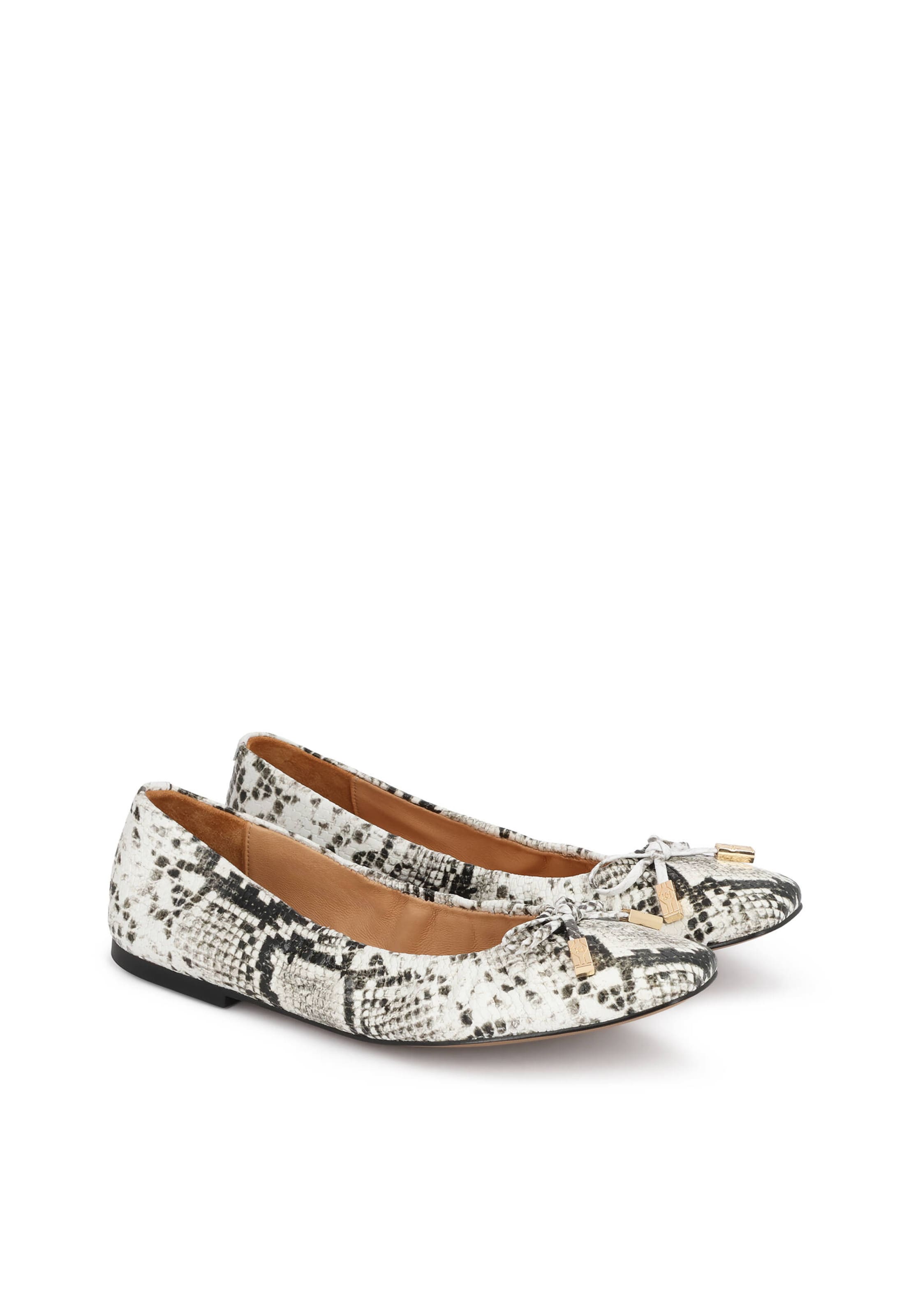 Kazar Ballerina in White