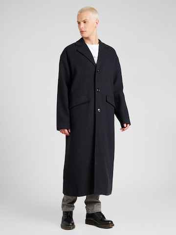 WEEKDAY Демисезонное пальто 'Armond' в Серый