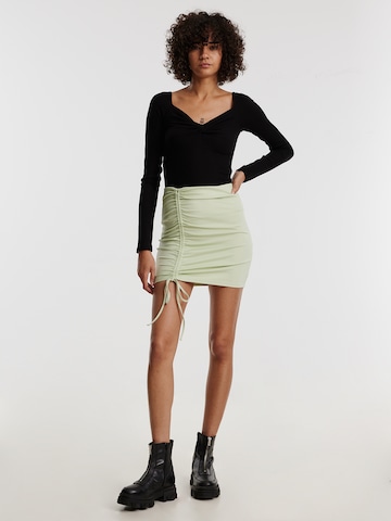 EDITED Skirt 'Edana' in Green