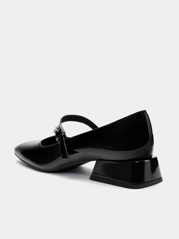 Escarpins à bride arrière Pull&Bear en noir