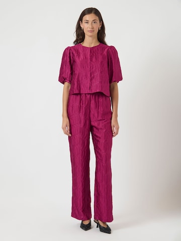 Wide leg Pantaloni 'LIMO ' di YAS in rosa