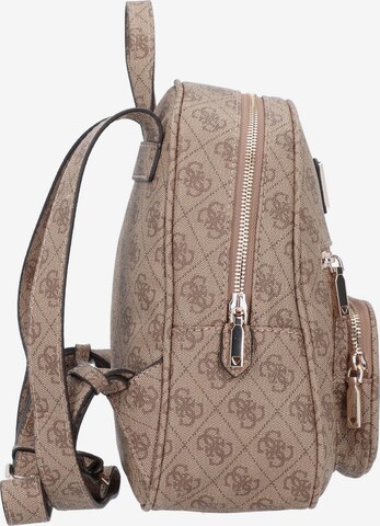 GUESS Rucksack in Braun