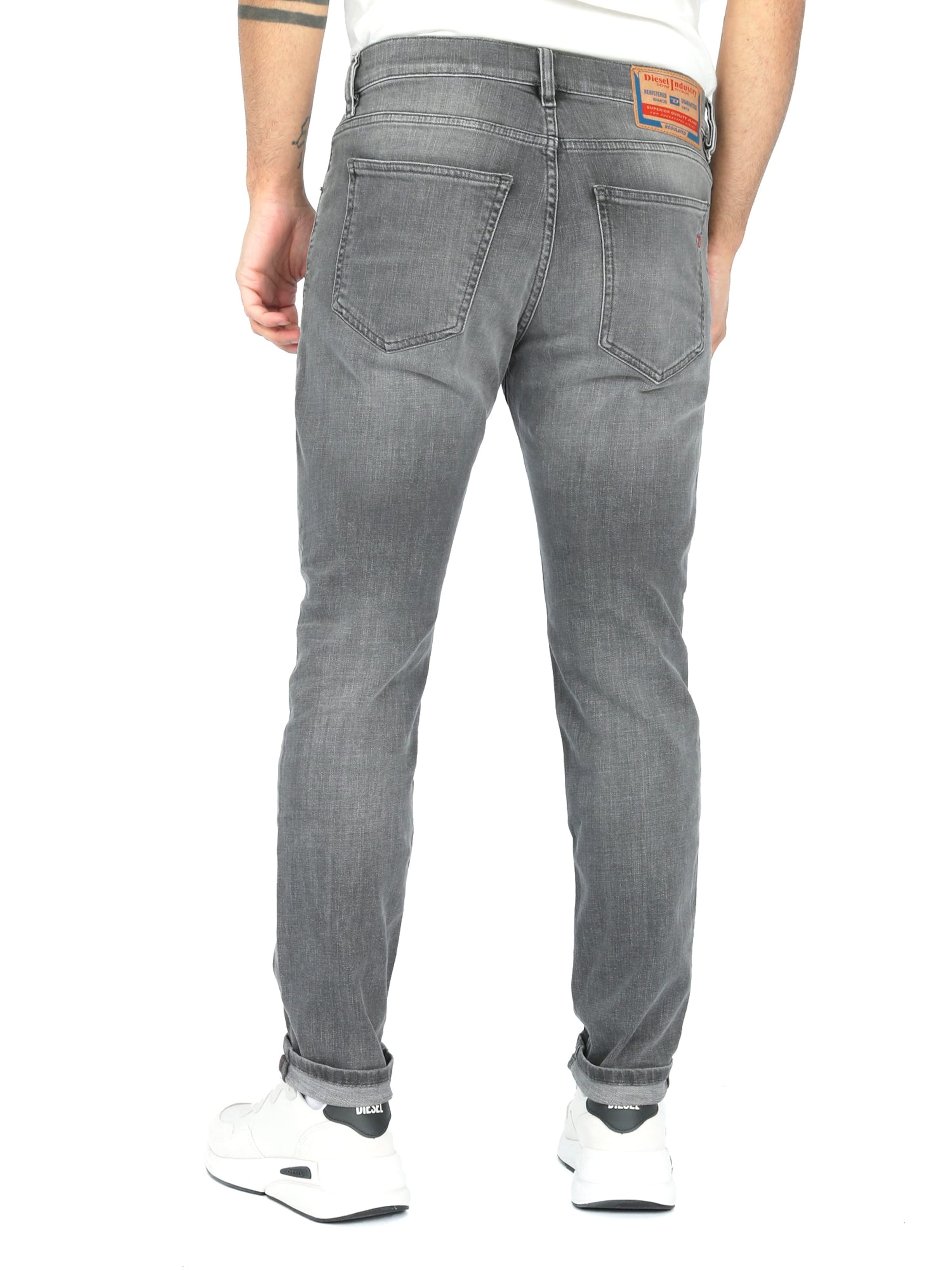 Coupe slim Jean 'D-STRUKT' DIESEL en gris