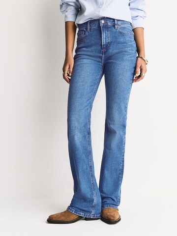Next Bootcut Jeans in Blau: Vorderseite