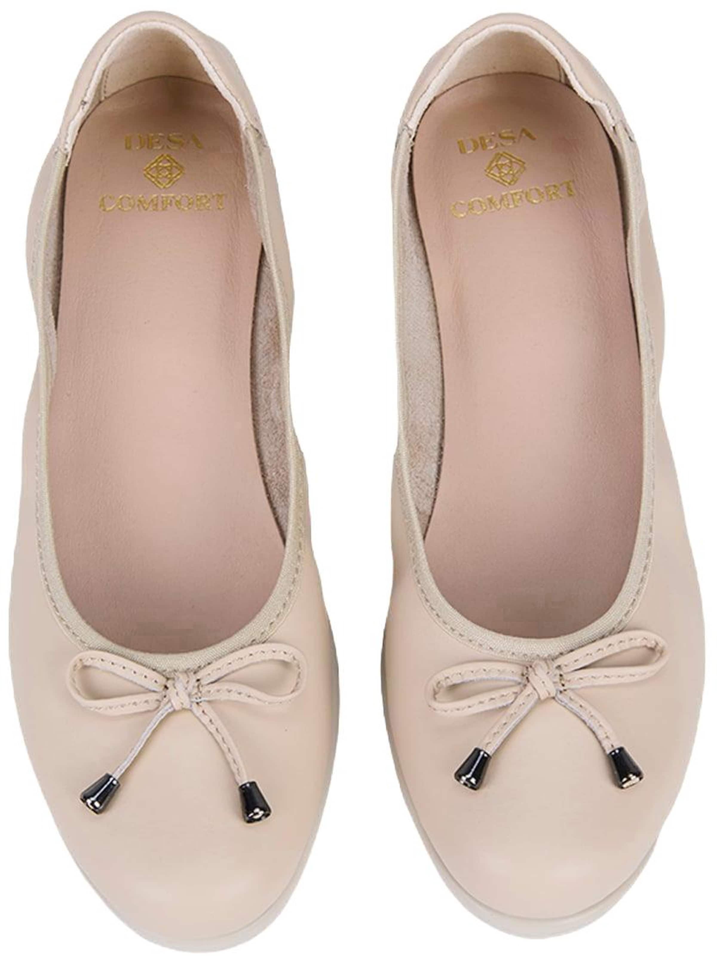 Desa Ballet Flats in Beige
