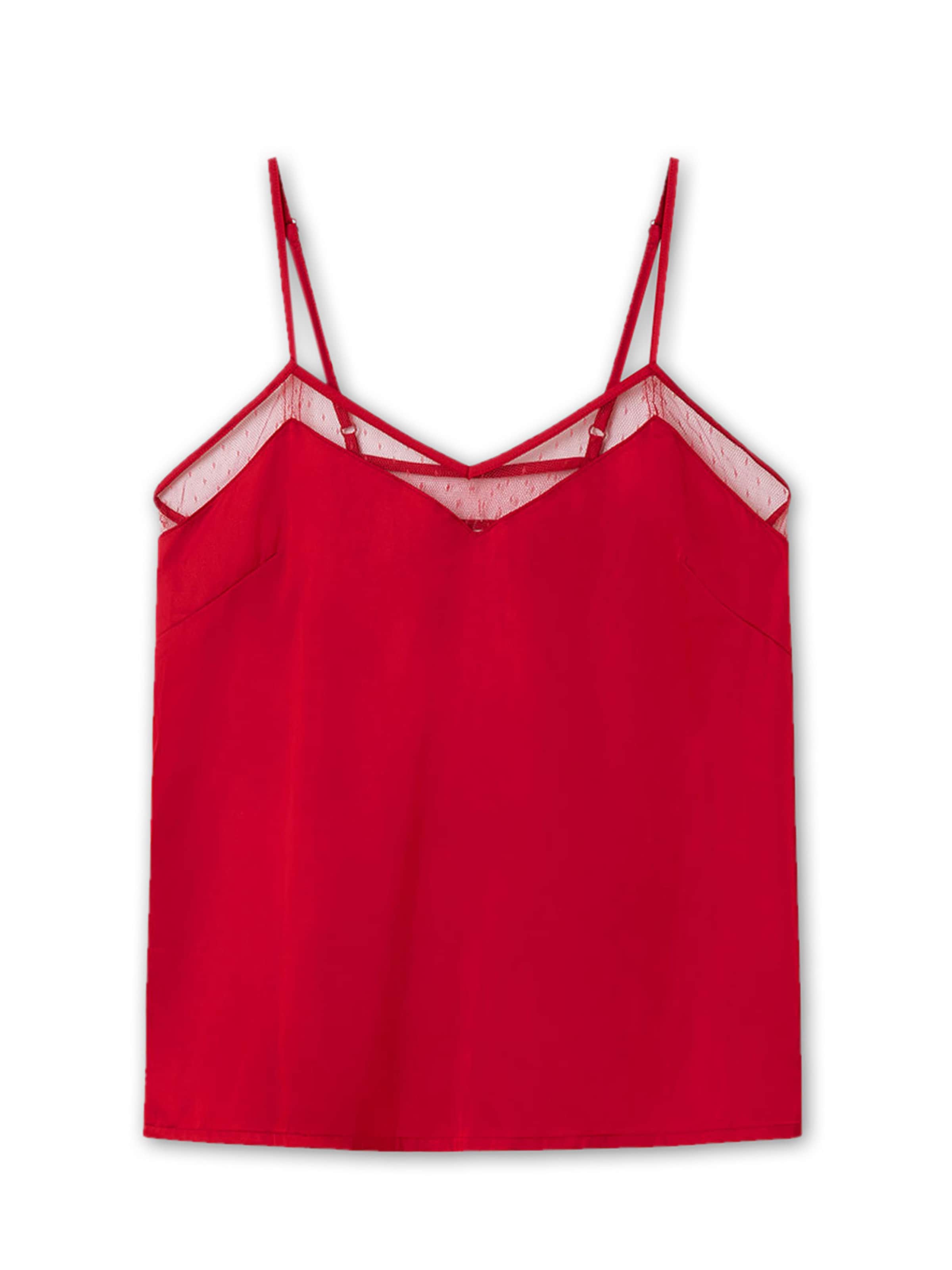 Gisela Πιτζάμα σε κόκκινο: μπροστά