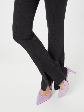 Flared Jeans di Tally Weijl in nero